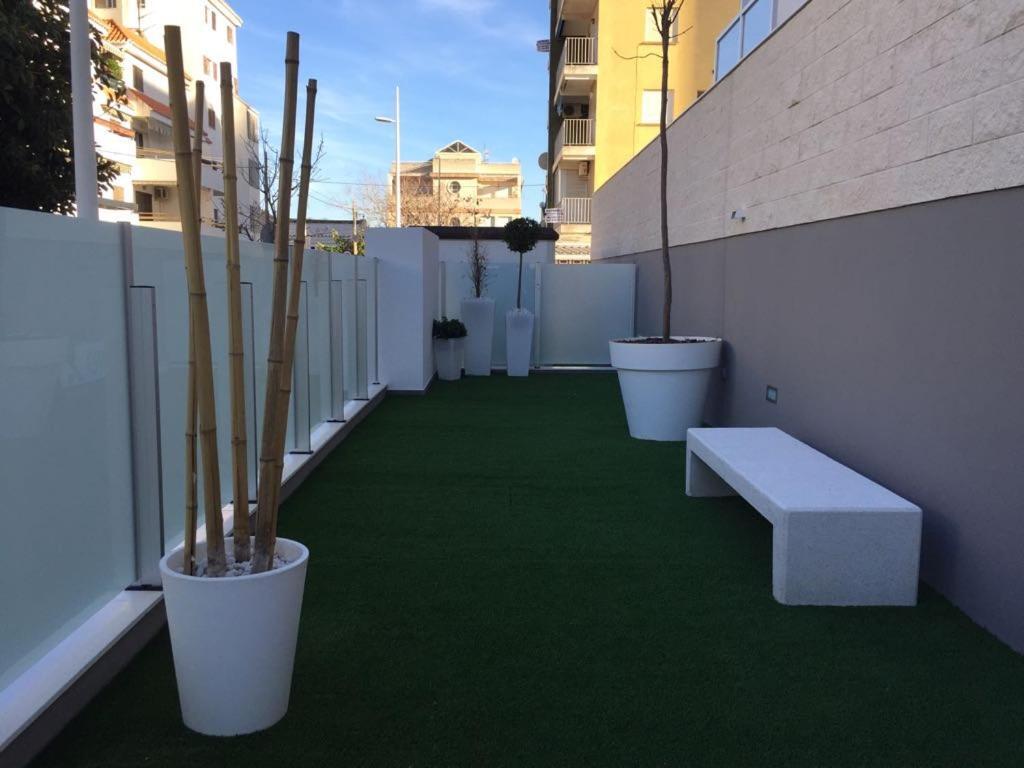 Apartament Edificio Attikos - Solo Familias Gandia Zewnętrze zdjęcie
